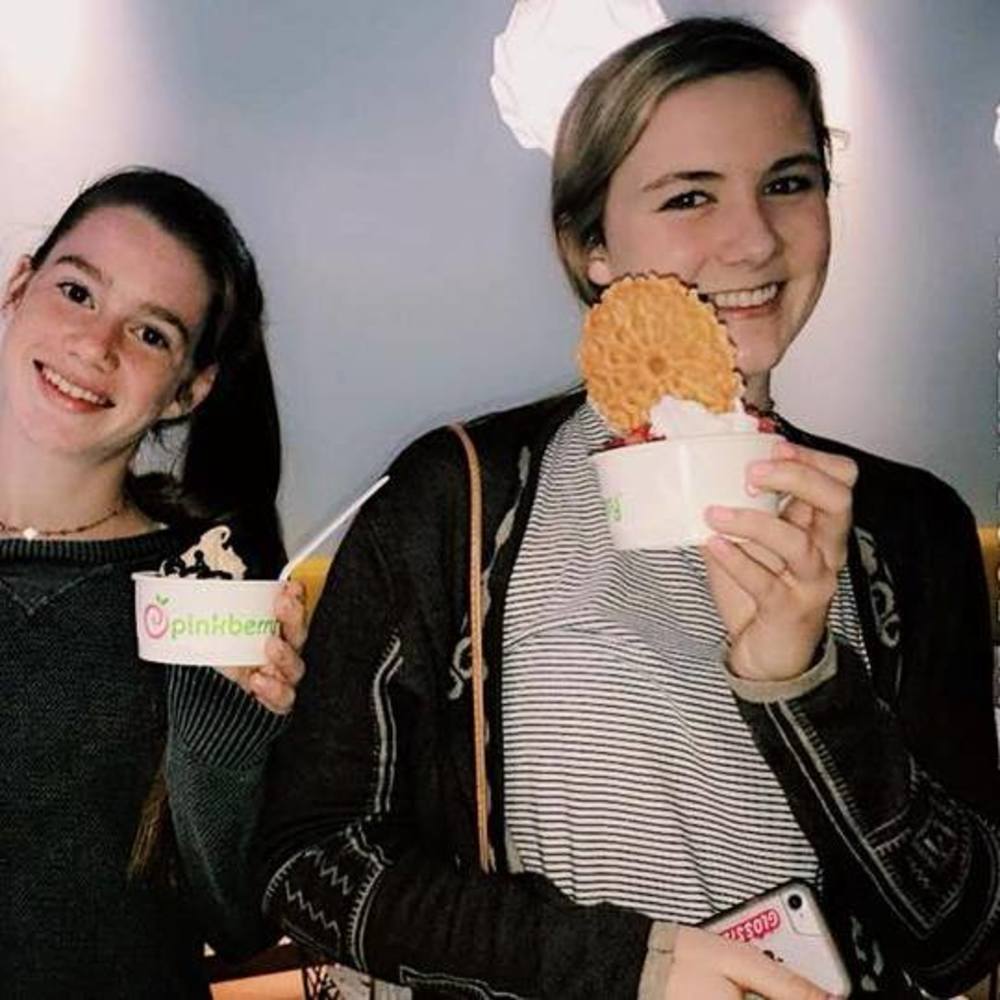 Meet your Posher, Ella